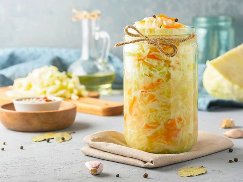 Квашена капуста за три дні: швидко, хрумко і неймовірно смачно