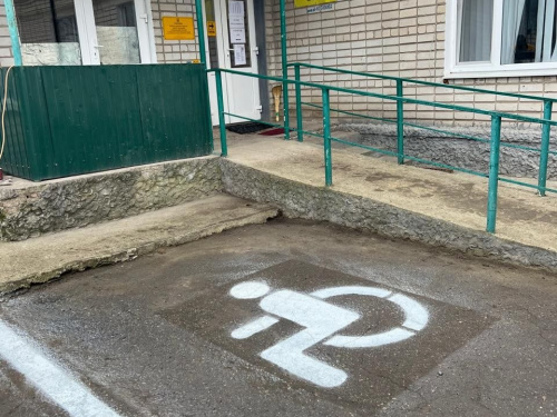 Рівний доступ для всіх: у П’ятихатській громаді створюють комфортні умови безбар’єрного простору