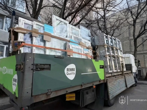 Енергоефективність та комфорт: у Жовтих Водах за підтримки ООН замінюють вікна у багатоповерхівках