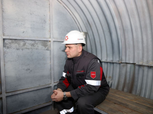 На «Каметсталі» встановлюють модульні укриття для захисту працівників