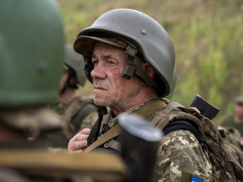 Мобілізація чоловіків 50-60 років: призов на фронт чи тилові посади