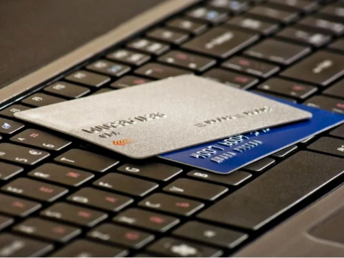 Без пояснень та суду: банки отримали право обмінюватися даними про неблагонадійних клієнтів — як перевірити себе у списку