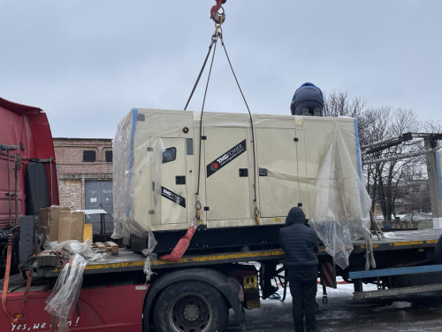 Кам’янське з водою попри блекаути: міжнародники забезпечили міський водоканал автономним живленням