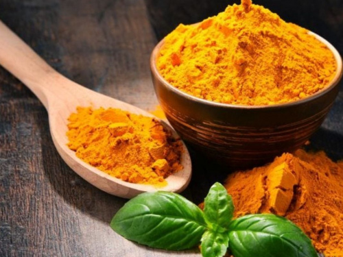 Популярна спеція покращить ріст розсади: як швидко зробити добриво власноруч