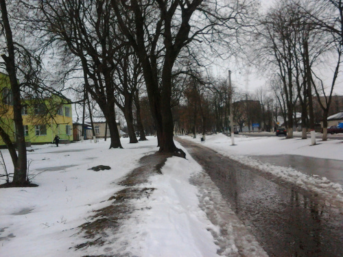 Десять мільйонів на прибирання снігу в березні - ДніпроОВА скасувала сумнівний тендер Кам'янського