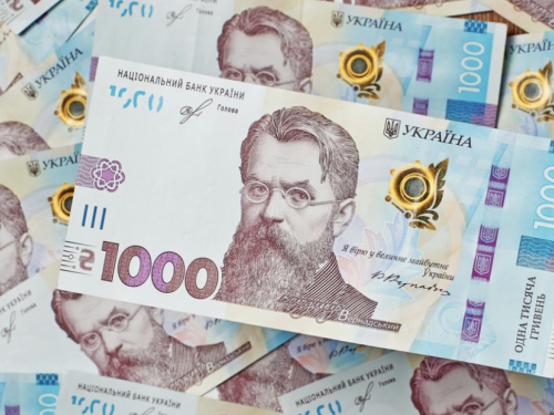Додаткові виплати влітку 2026 року: хто з українців гарантовано отримає до 3100 гривень від держави