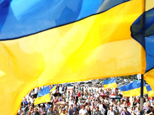 Якою українці бачать свою країну через десять років - опитування КМІС