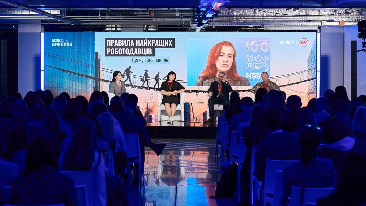 «Головне завдання — втримати людей, щоб відновити виробництво» – Олег Давиденко під час «Діалогів з NV»