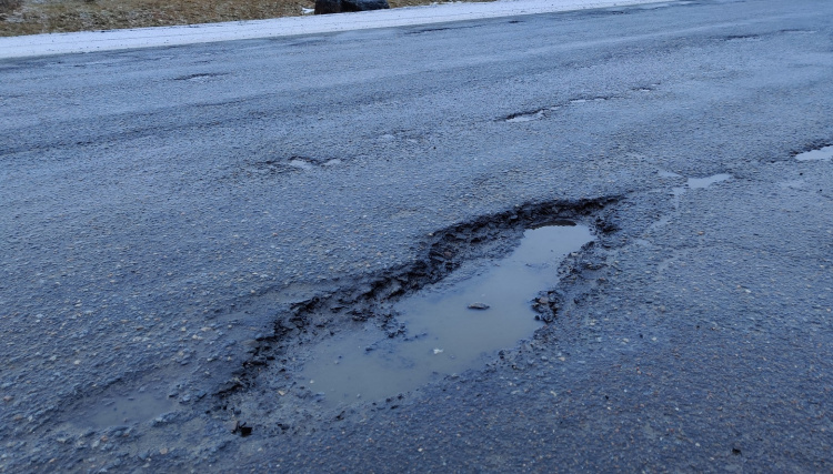 Ремонт Єлизаветівського шосе у Кам’янському: влада дала офіційну відповідь на петицію