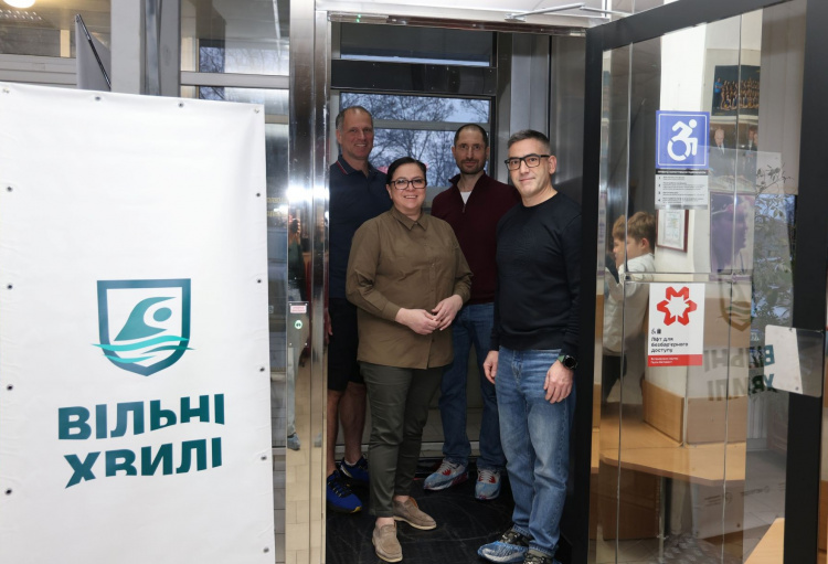 Сила води та незламність духу: у Кам’янському ветерани проходять реабілітацію за унікальною методикою