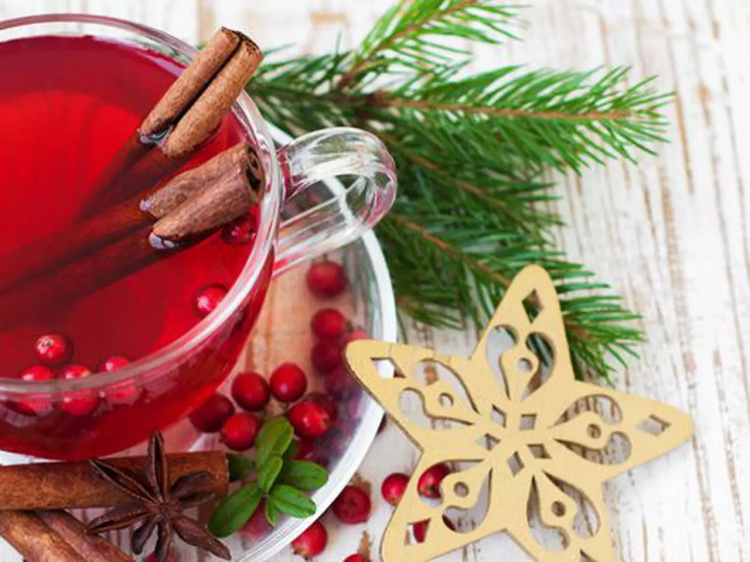 Магія зимових свят: готуємо вдома класичні різдвяні та новорічні напої