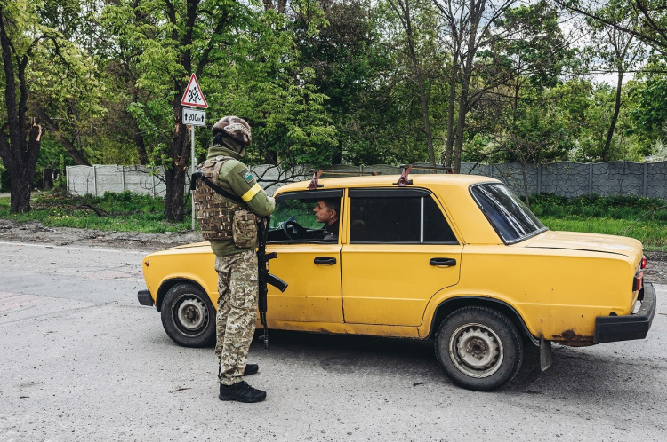 Вилучення авто для ЗСУ: роз'яснення скандальної норми нового закону від Комітету з питань нацбезпеки