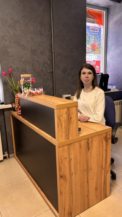 Від мрії до бельгійського шоколаду: як мешканка Кам’янського відкрила власну крамницю за державний кошт