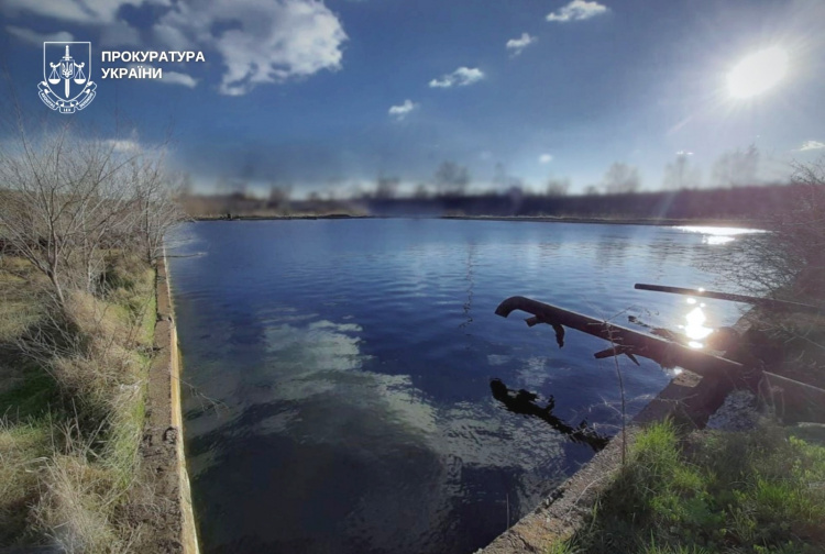 Забруднення земель на 28 млн грн у Кам’янському районі: підозра посадовцю