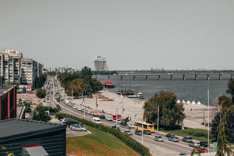 Справжнє ім’я Дніпра: історики розкрили першу назву міста та спростували міфи про його походження