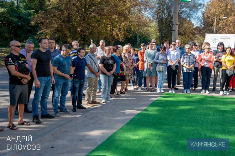 У Кам’янському встановили меморіал на честь загиблих воїнів