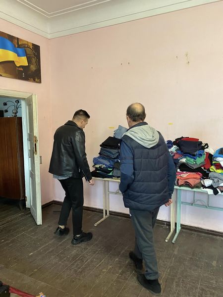 ВПО у Кам'янському отримали теплий одяг для холодної зими - фотофакт
