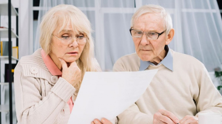 Виплати розблокують: пенсіонерам дали додатковий термін для виправлення помилок при ідентифікації