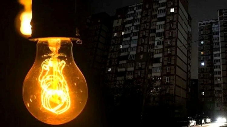 У Кам'янському у неділю, 30 листопада, вимикатимуть світло: графік та адреси відключень