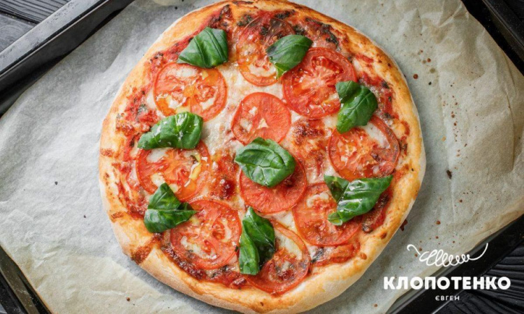Сьогодні День піци: готуємо італійську маргариту з Євгеном Клопотенко