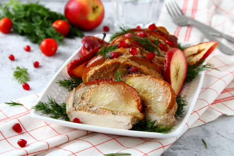 Смаколики до новорічного столу - приготуйте запечену свинину з яблуками