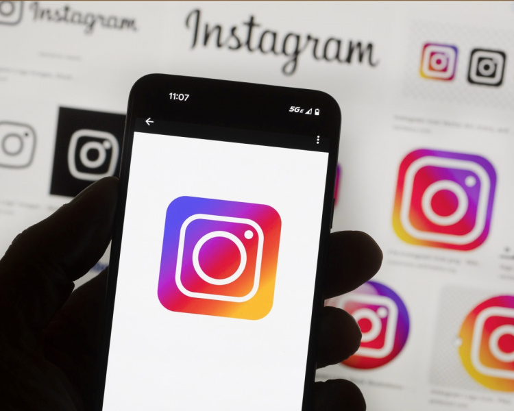 Кінець приватності в Instagram: чому Meta вирішила «читати» ваші повідомлення