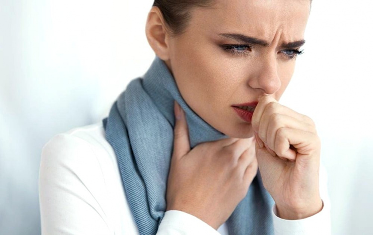 Хрипота та втрата голосу: дивний ефект нової хвилі COVID - як вберегтися від хвороби