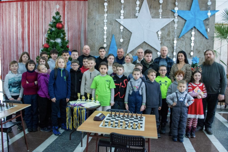 У Кам'янському за приз "Снігової королеви" змагатимуться юні шахісти