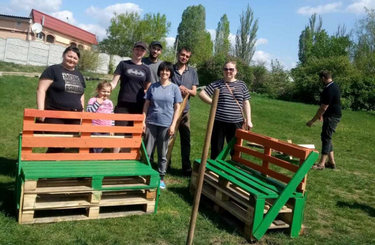 У Кам'янському активні мешканці долучилися до проведення акції «Тиждень довкілля»: звіт про виконані роботи