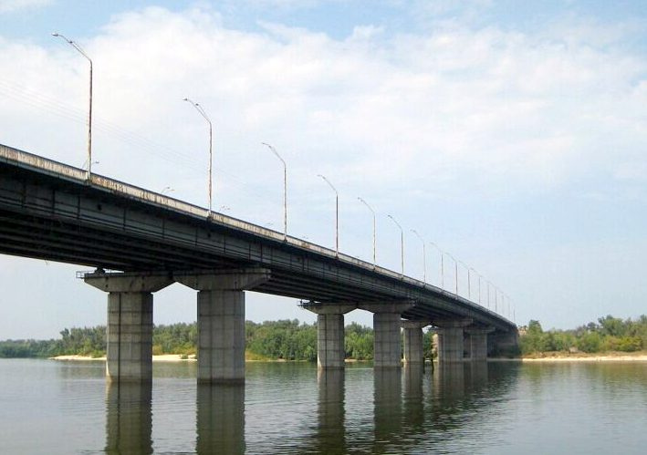 В Кам’янському мостовий перехід через Дніпро може перейти у державну власність