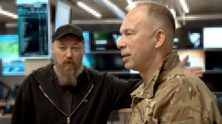 Небезпека Дніпропетровщини: понад 140 тисяч окупантів зосереджено на трьох південних напрямках — деталі від Головкома