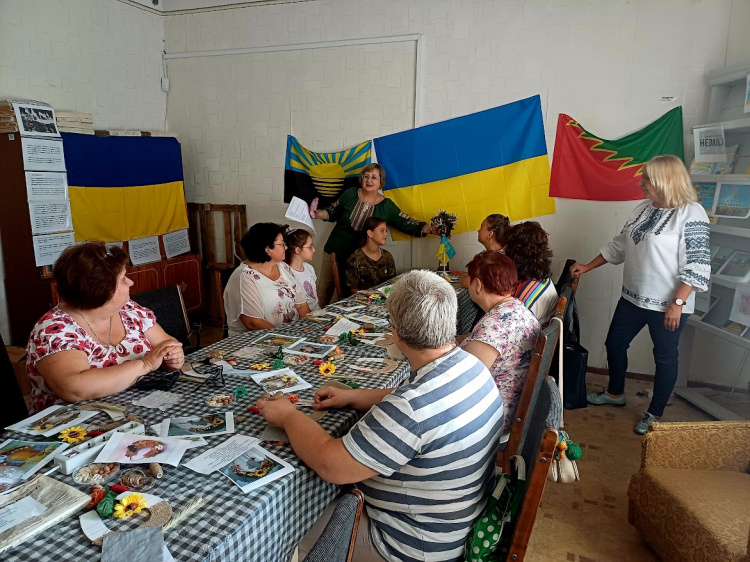 У Кам'янському хаб для переселенців з Авдіївки допомогає адаптуватися мешканцям громади до нового життя