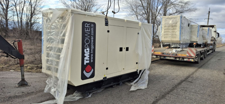 Міжнародна підтримка: у П’ятихатках фільтрувальну станцію посилили потужним генератором