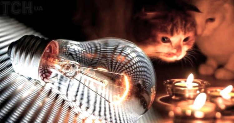 У Кам'янському у пятницю, 7 листопада, вимикатимуть світло: графік та адреси відключень