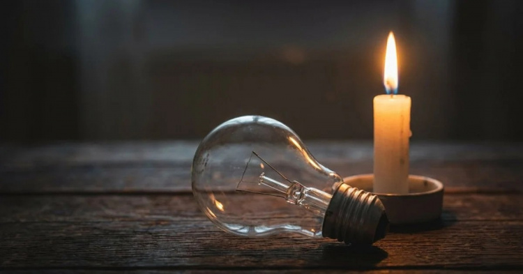 Графіки відключень світла на Дніпропетровщині 24 лютого: оновлення ДТЕК