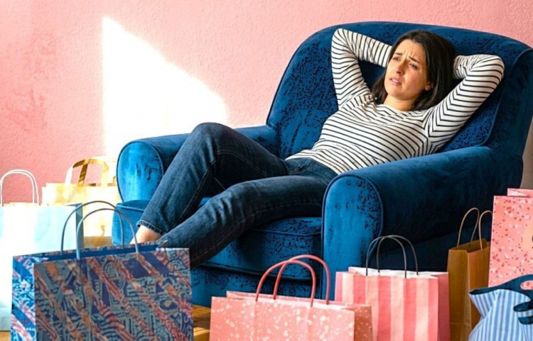 Думспендинг: чому ми витрачаємо гроші так, ніби завтра їх не буде