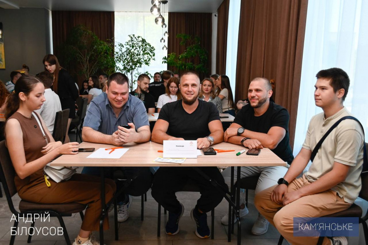 «Сталева логіка»: у Кам'янському молодь об'єдналася навколо історії та майбутнього металургії