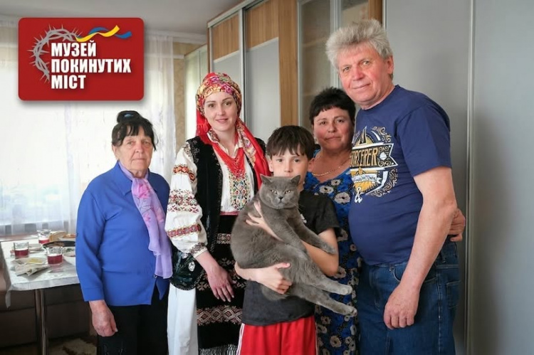 Маріуполь, Авдіївка, Соледар: у Кам’янському «Музей покинутих міст» збирає пам’ять про покинуті міста