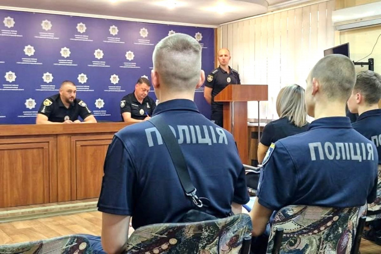 У Кам’янському поліцію підсилили майбутні офіцери - курсанти МВС на стажуванні