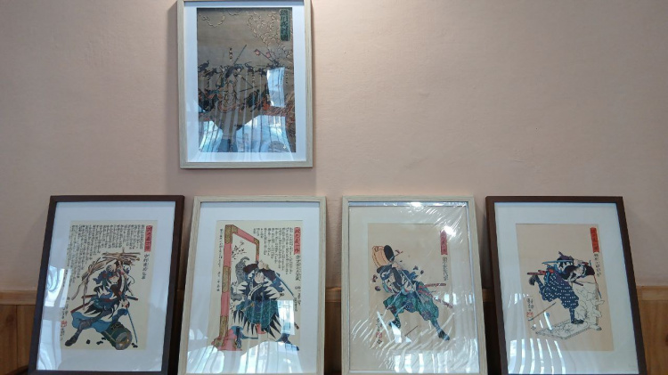 Японські гравюри та архіви: у бібліотеці Кам'янського показали побут епохи Едо та розвінчали міфи про честь 47 ронінів