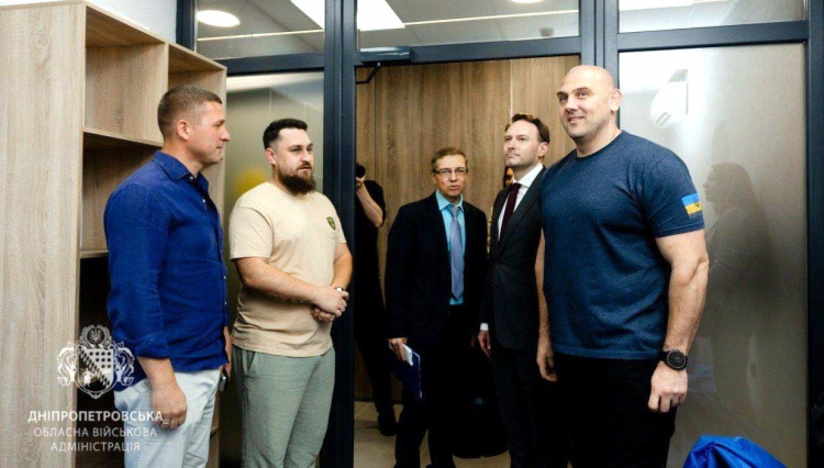 «Територія можливостей»: на Дніпропетровщині відкрили ще один ветеранський центр для оборонців та їхніх родин