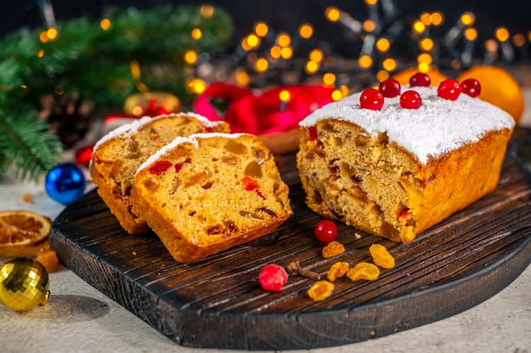 Трохи кулінарної магії в різдвяну ніч - приготуйте новорічний кекс для тих, кого любите