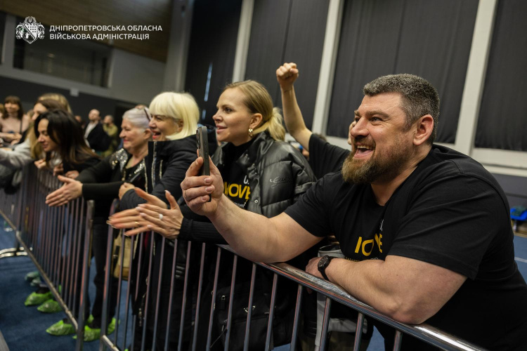 Двісті історій мужності: у Дніпрі провели спортивний турнір для ветеранів