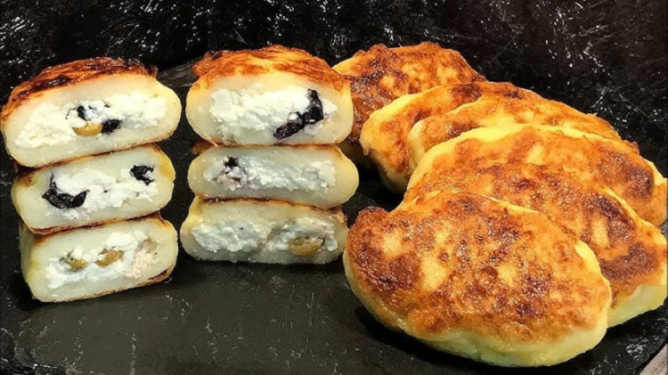 Сирники без сиру: два простих рецепти смачних манників з йогуртом або кефиром