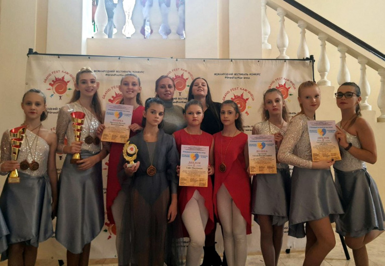Танцівниці з Кам'янського підкорили журі міжнародного містецького фестивалю