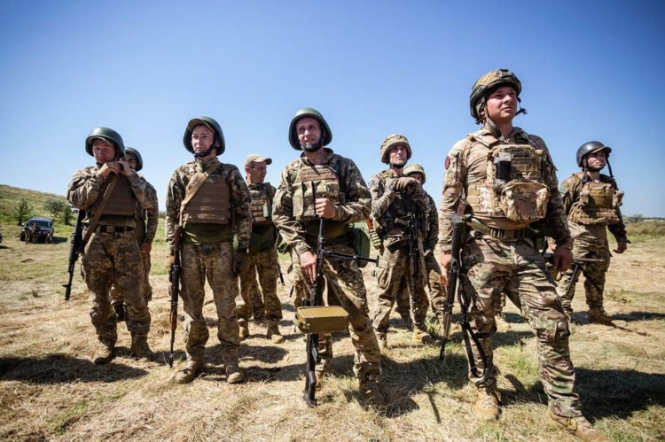 Рекрутинг замість призову: Умєров затвердив нову концепцію військової кадрової політики