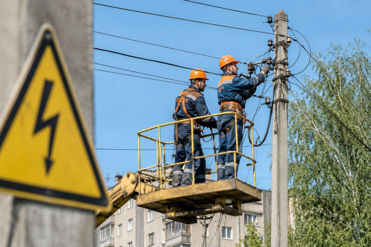 У Кам'янському 13 вересня вимикатимуть світло: графік