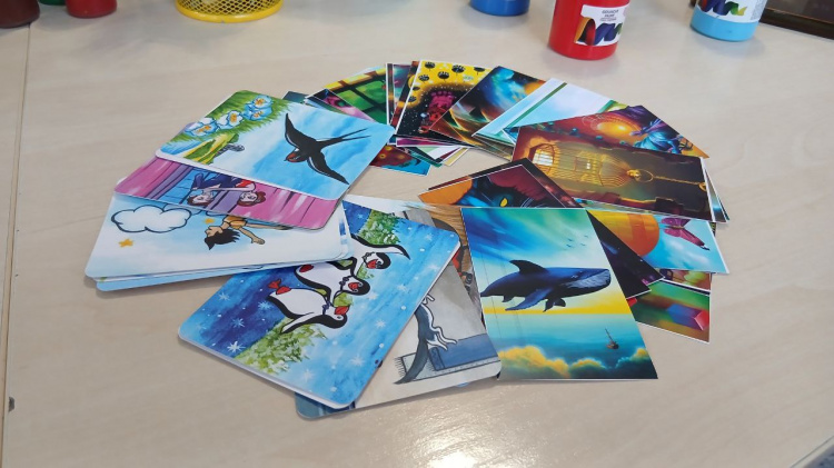 Шлях до відновлення: у бібліотеці Кам’янського розпочалися ресурсні зустрічі з елементами арт-терапії