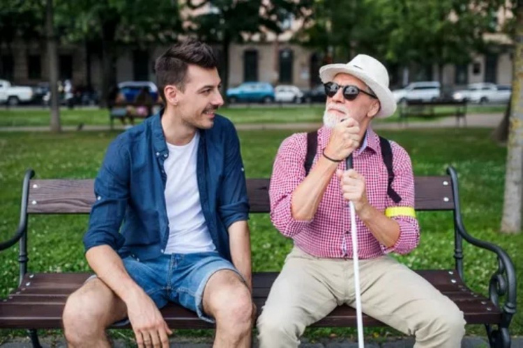 У Дніпропетровській області запустили нову цифрову послугу для людей з порушеннями зору