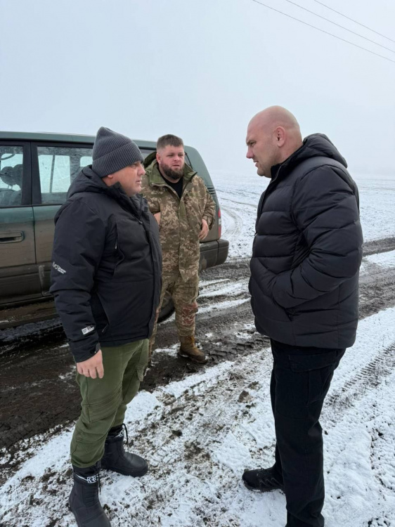 Голова Дніпропетровської ОВА різко відповів на заяву про КАБи в області та показав фортифікації